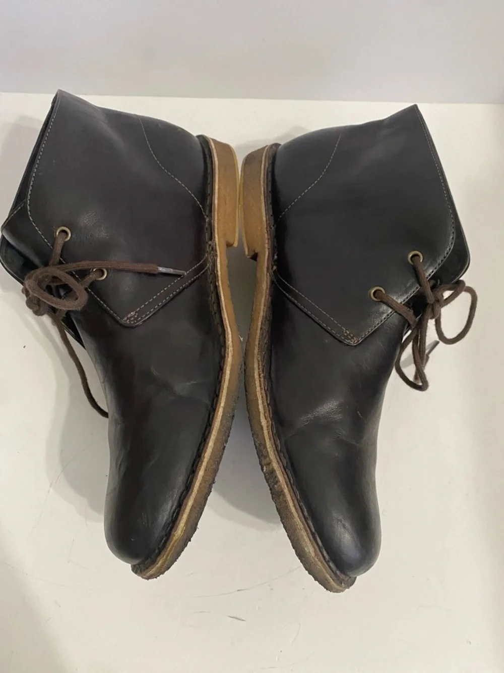Ugg Men's Dark Brown Leather Chukka Boots - Classic Lace-Up Style Size 12